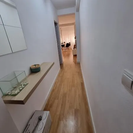 Holidays2Malaga 2 Bedroom Armengual De La Mota Close Shopping Center Exterior photo