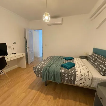 Holidays2Malaga 2 Bedroom Armengual De La Mota Close Shopping Center Exterior photo