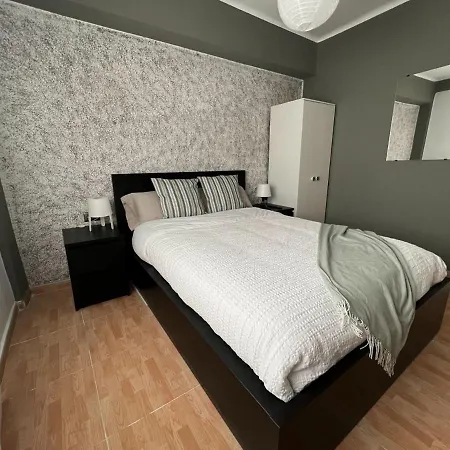 Holidays2Malaga 2 Bedroom Armengual De La Mota Close Shopping Center Exterior photo